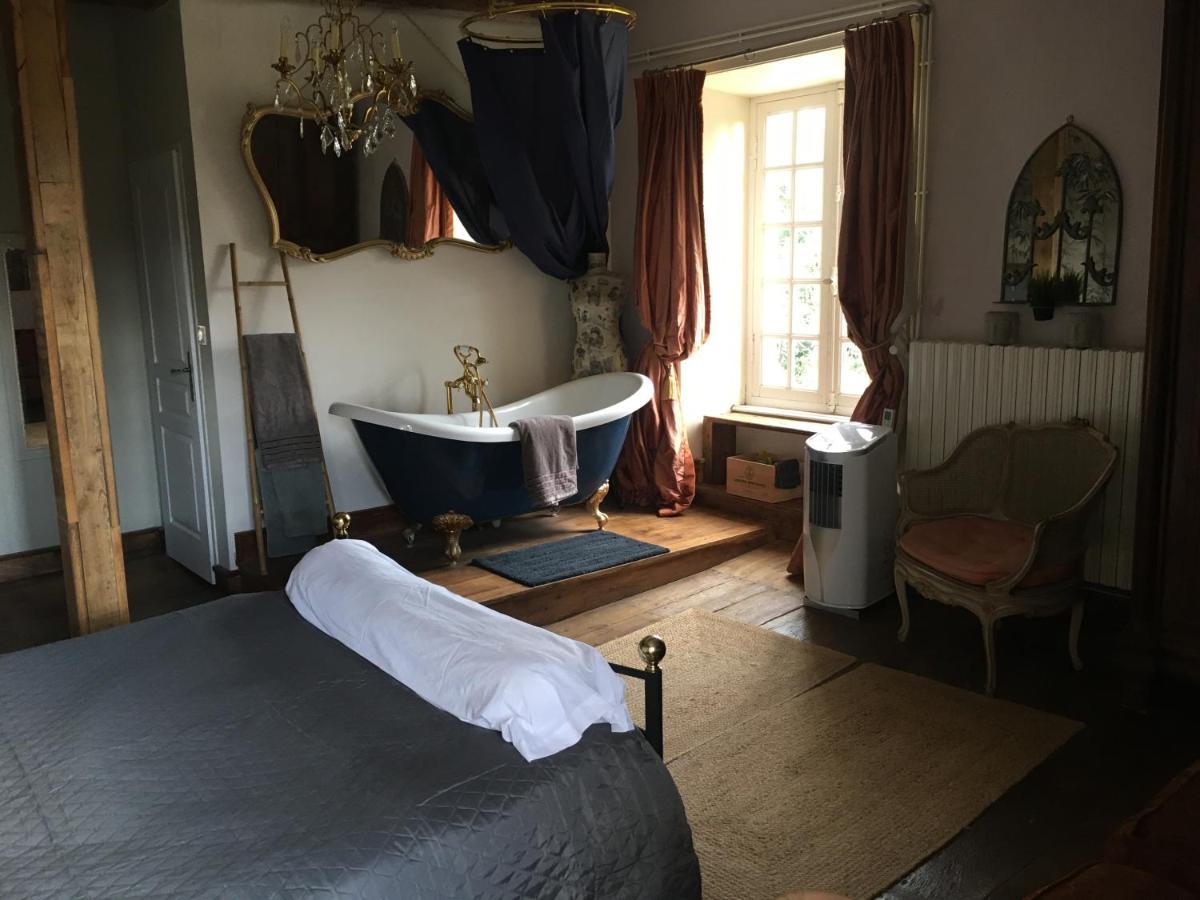 Chateau Gros Puy, Petit Chateau Chambre D'Hote Abjat-sur-Bandiat Εξωτερικό φωτογραφία
